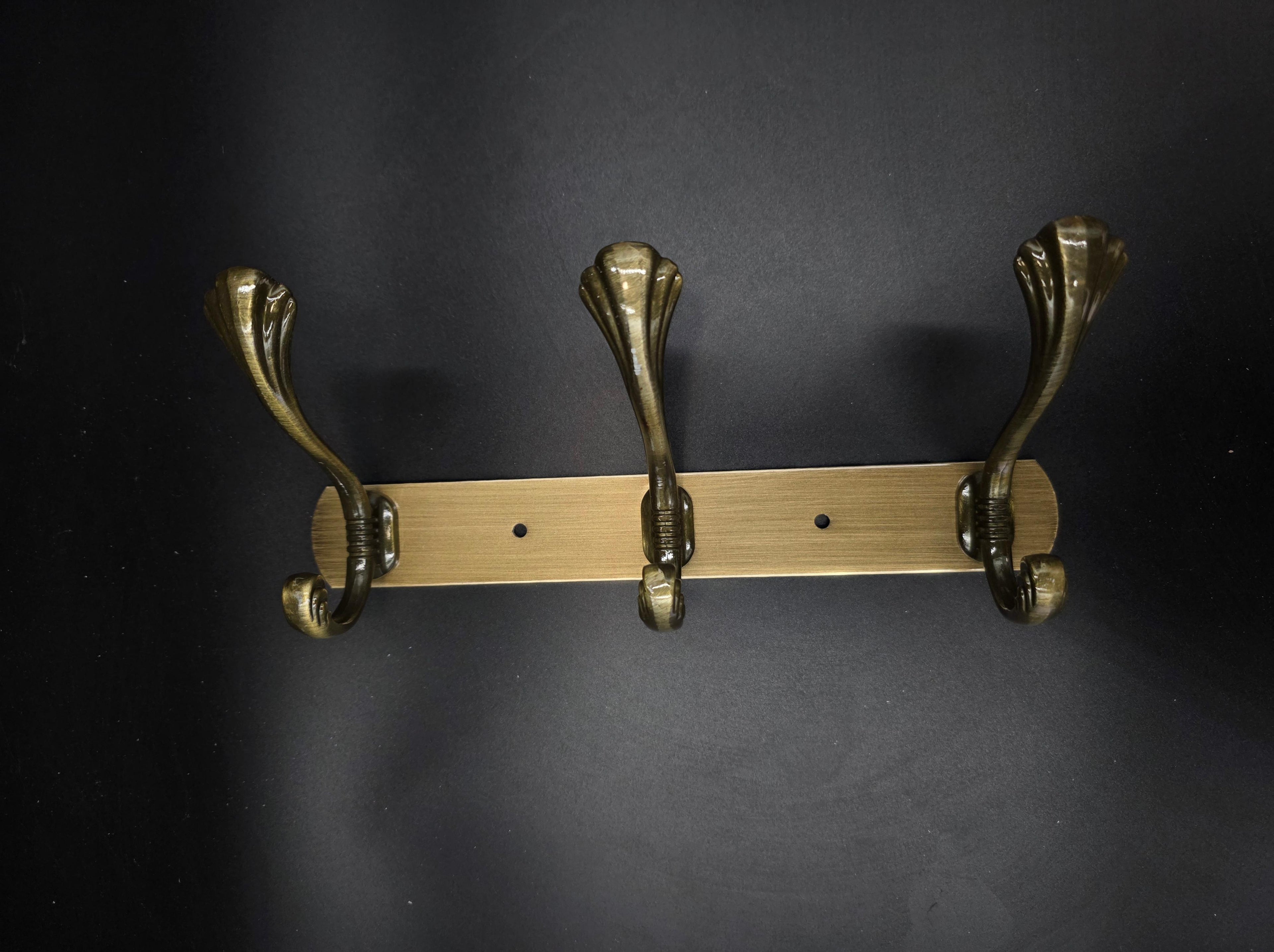 898777 - 3-Hook Wall Mounted Coat Rack - 24cm×3.7cm